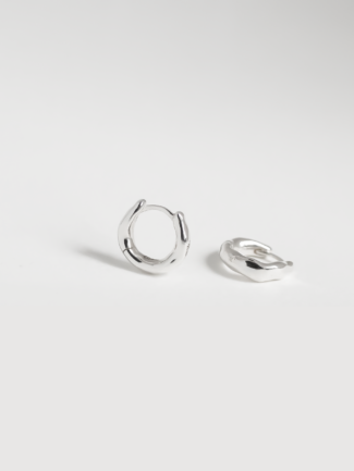 Carrie mini earrings